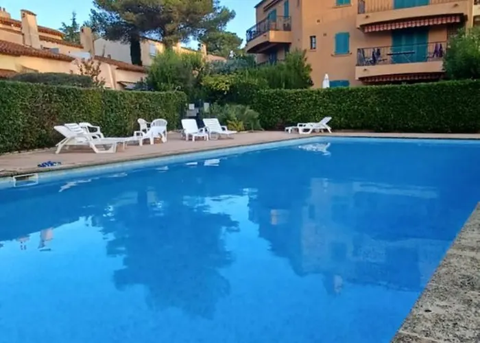 Saint-raphael Bel Piscine * Saint-Raphaël